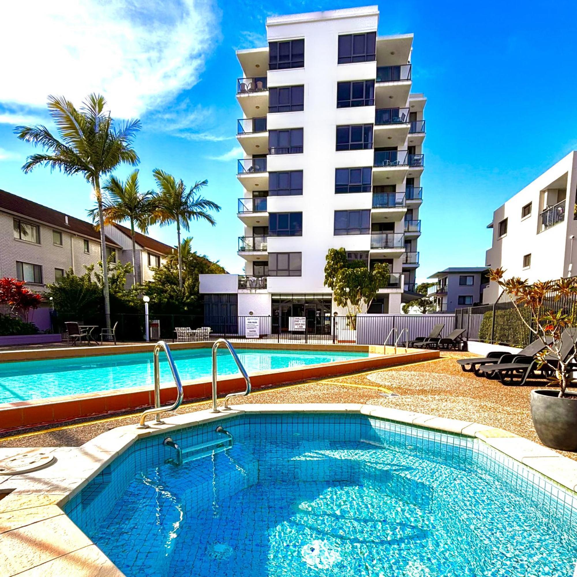 Aqualine Apartments On The Broadwater Gold Coast Exterior foto