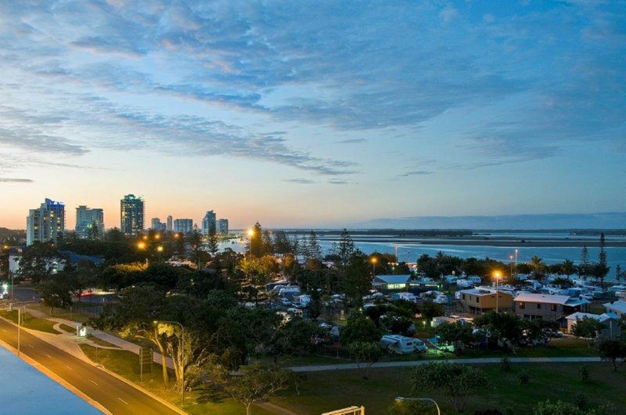 Aqualine Apartments On The Broadwater Gold Coast Exterior foto